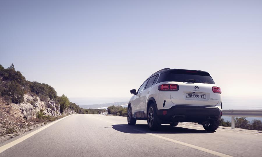  Citroen C5 Aircross SUV Hybrid 2019 года  (WW) (фото 22 из 49)
